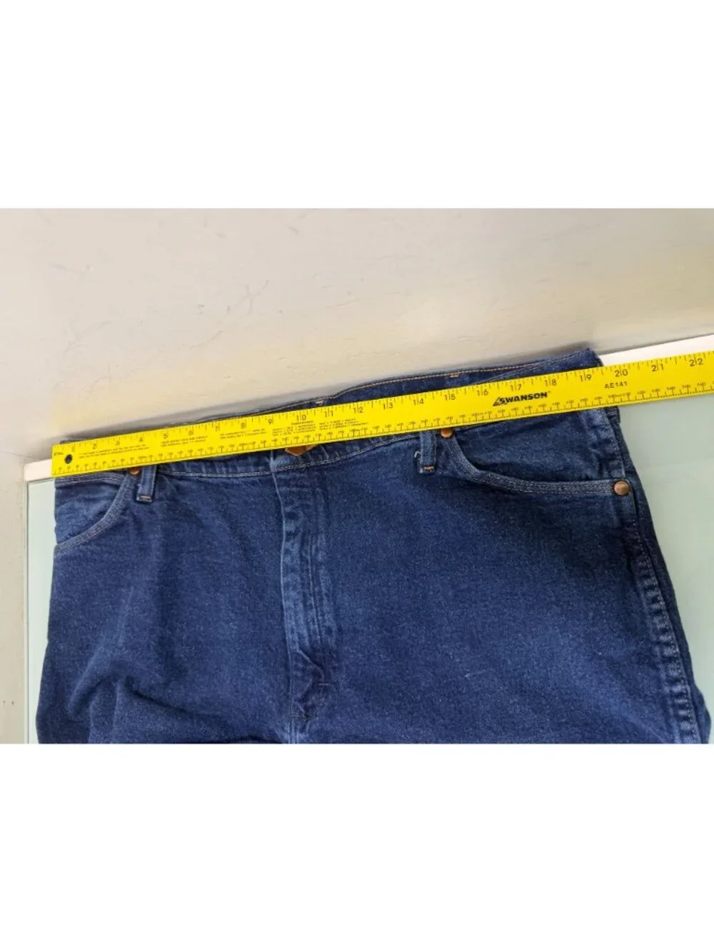 Wrangler Jeans Mens 42X30 Cowboy Cut Boot leg Stretch Regular Fit Western Blue